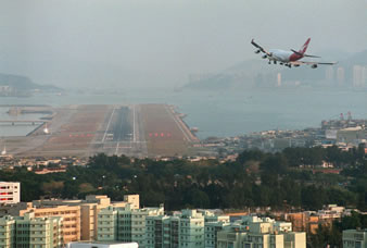 B747 landing in old Hong Kong